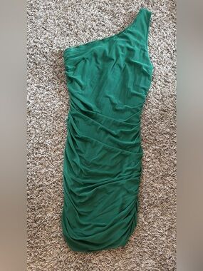 One-Shoulder Emerald Ruched Pencil Skirt
